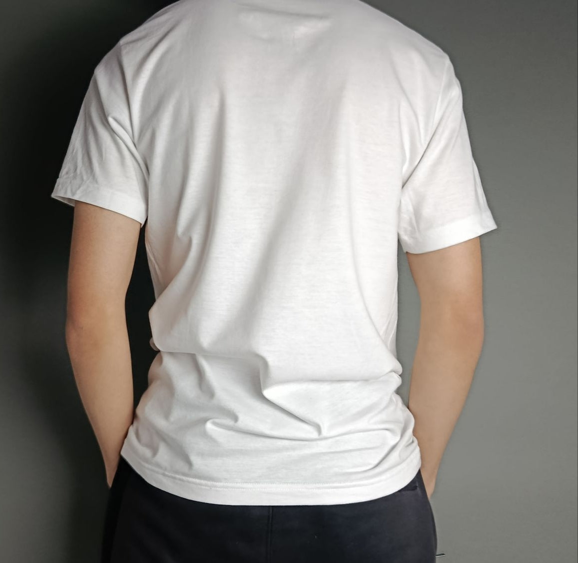 Remera Minimalista Blanca | LENZÄ