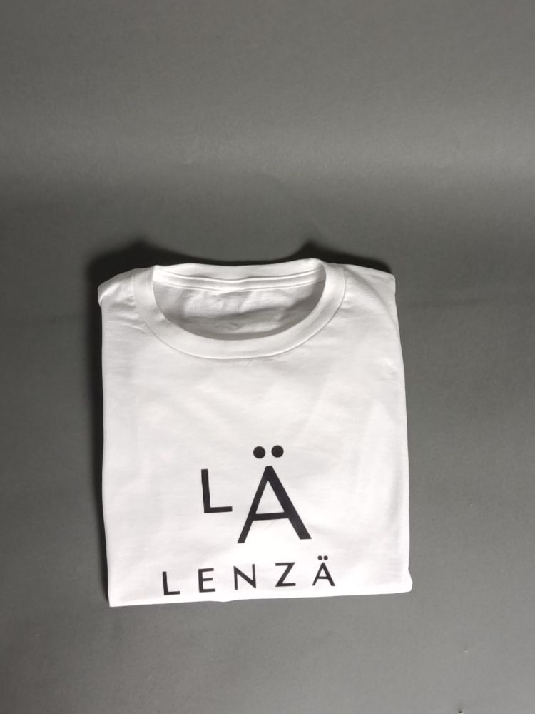 Remera Minimalista Blanca | LENZÄ
